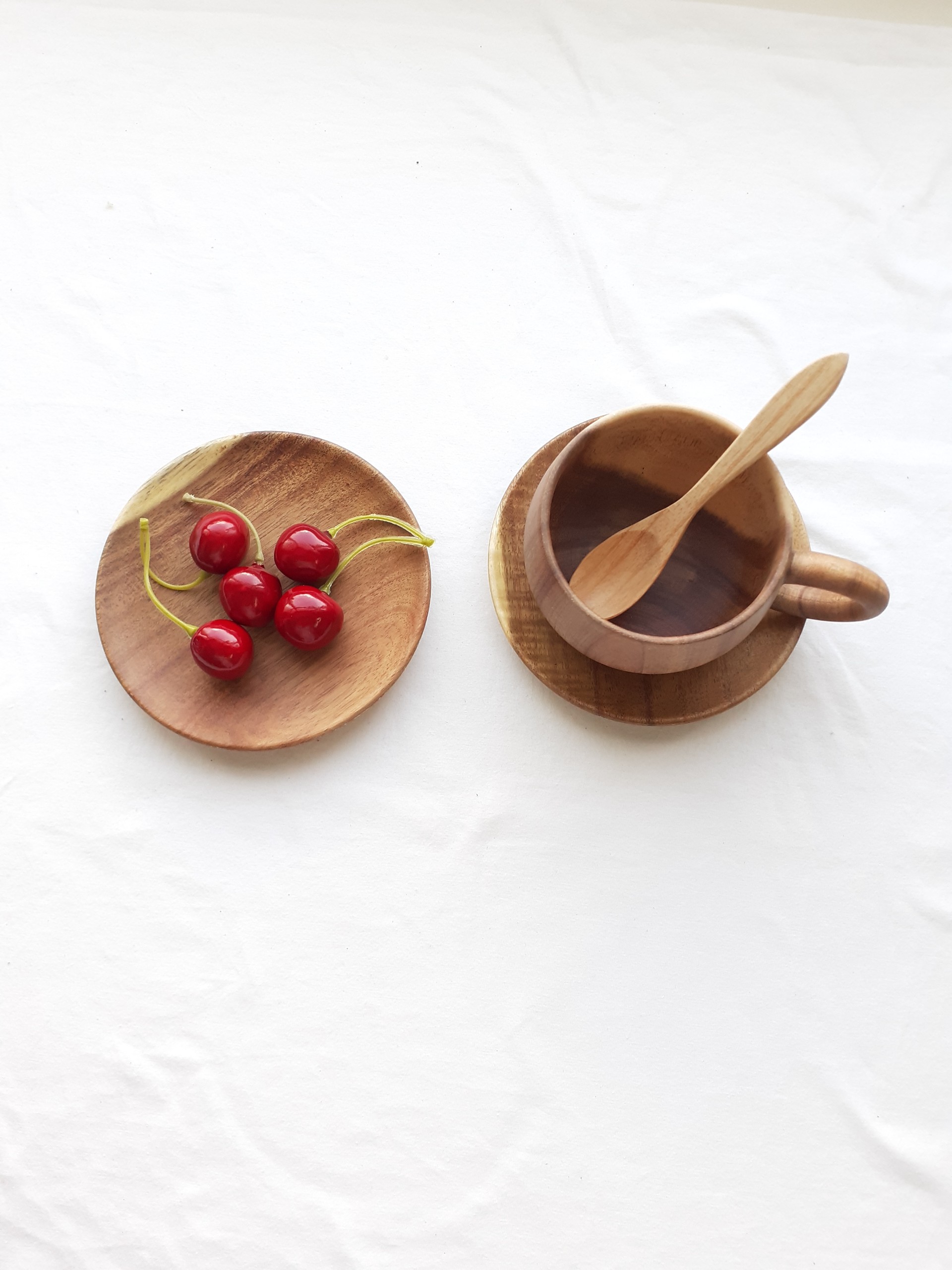 Bộ 4 đĩa gỗ KEO tròn nhỏ 12 cm lót ly, cốc, đựng hoa quả, đồ ăn