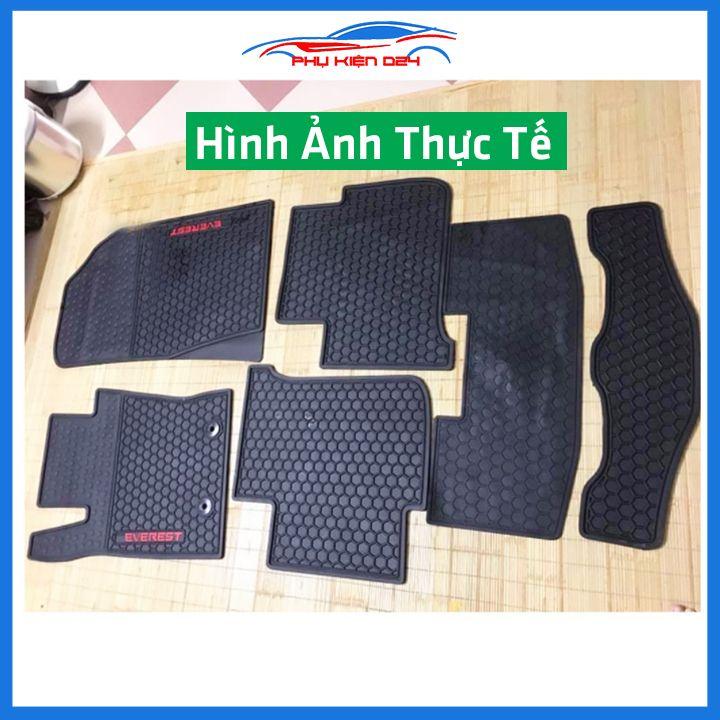 Lót sàn ô tô cao su Everest 2018-2019-2020-2021-2022 không mùi chống trơn trượt