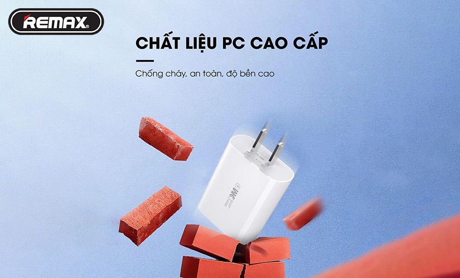 Củ sạc nhanh hai cổng ra Remax WP-U101 kèm cáp sạc Type C to Lightning - Hàng chính hãng