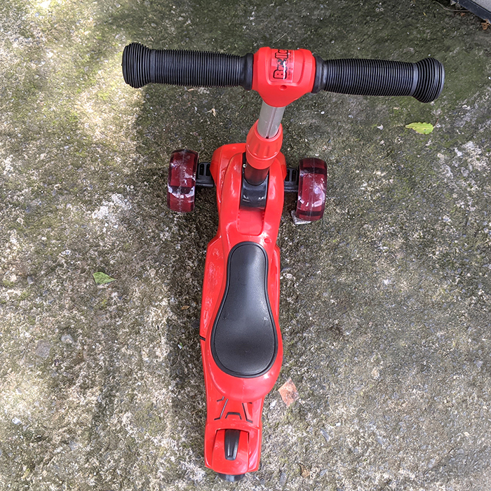 Xe trượt scooter 2 trong 1 cho bé HD-217