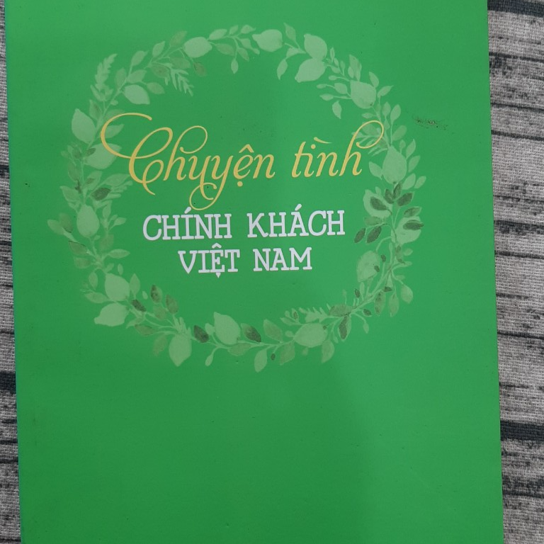 Chuyện Tình Chính Khách Việt Nam