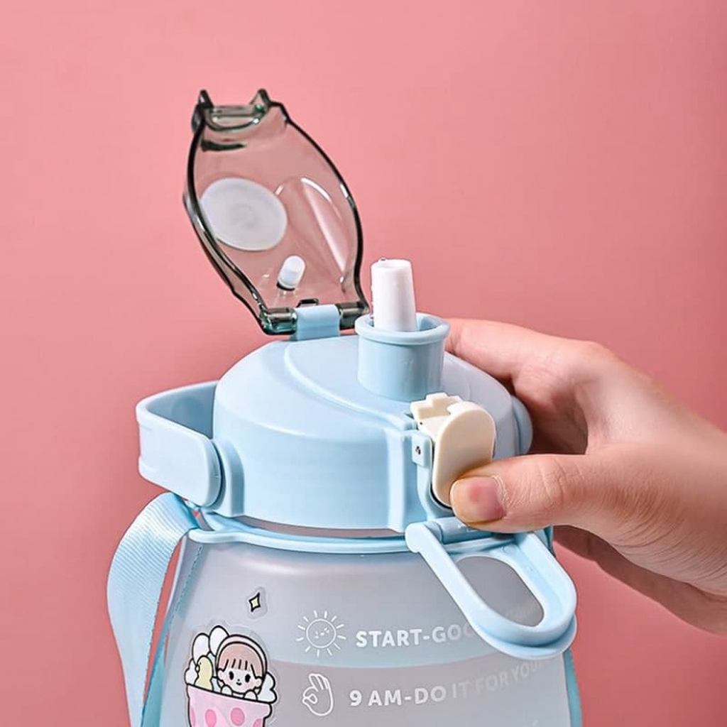 Bình Nước Nhắc Nhở Uống Nước Theo Ngày 1200ml - YOGA QG , Màu Sắc Bắt Mắt, Thiết Kế Ống Hút Tiện Dụng, Có Vạch Báo Giờ Uống Nước - Hàng chính hãng