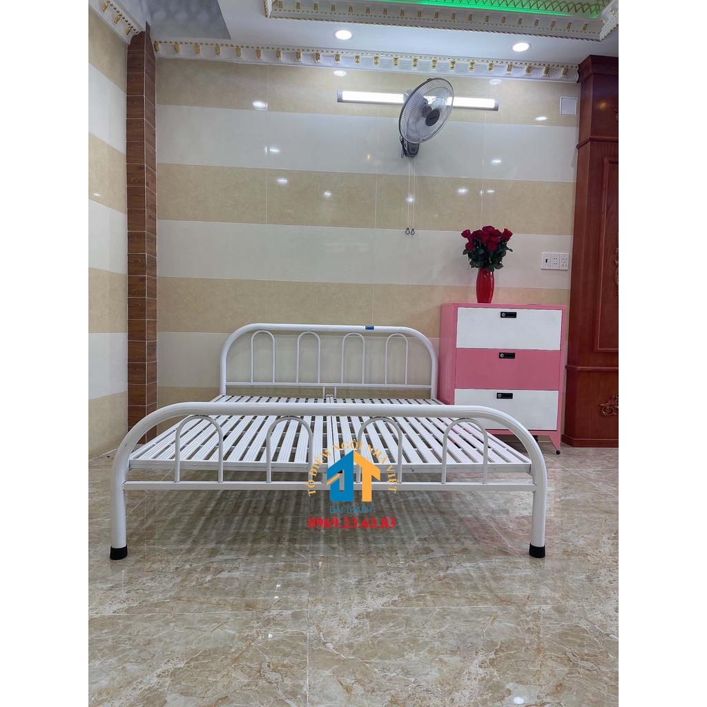 Giường sắt dáng U đơn giản 1M4X2m - ĐẠI THÀNH