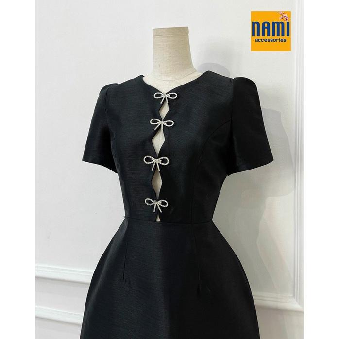 Đầm xoè đính ngực nơ đá cutout lạ mắt sexy gợi cảm - ATNU041