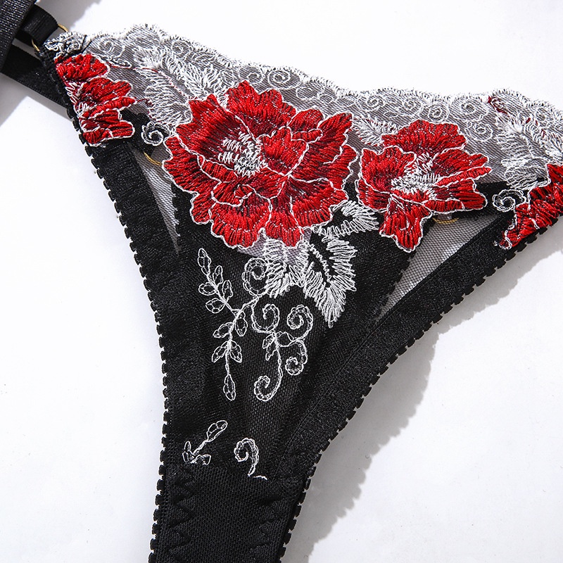 Set bộ đồ lót lingerie lọt khe xuyên thấu thêu hoa trắng đỏ tặng kèm vớ