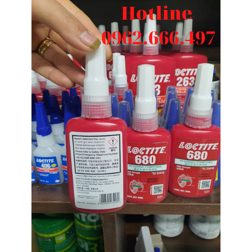 Keo khoá ren , keo chống xoay loctite 680 dung tích 50ml và250ml