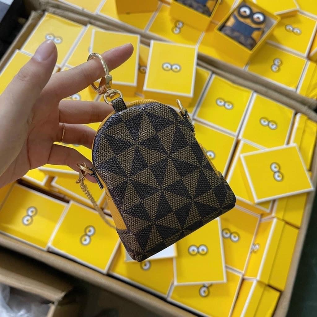 Túi đeo chéo Minion. Mang đi du lịch, đi chơi chụp hình xinh lắm