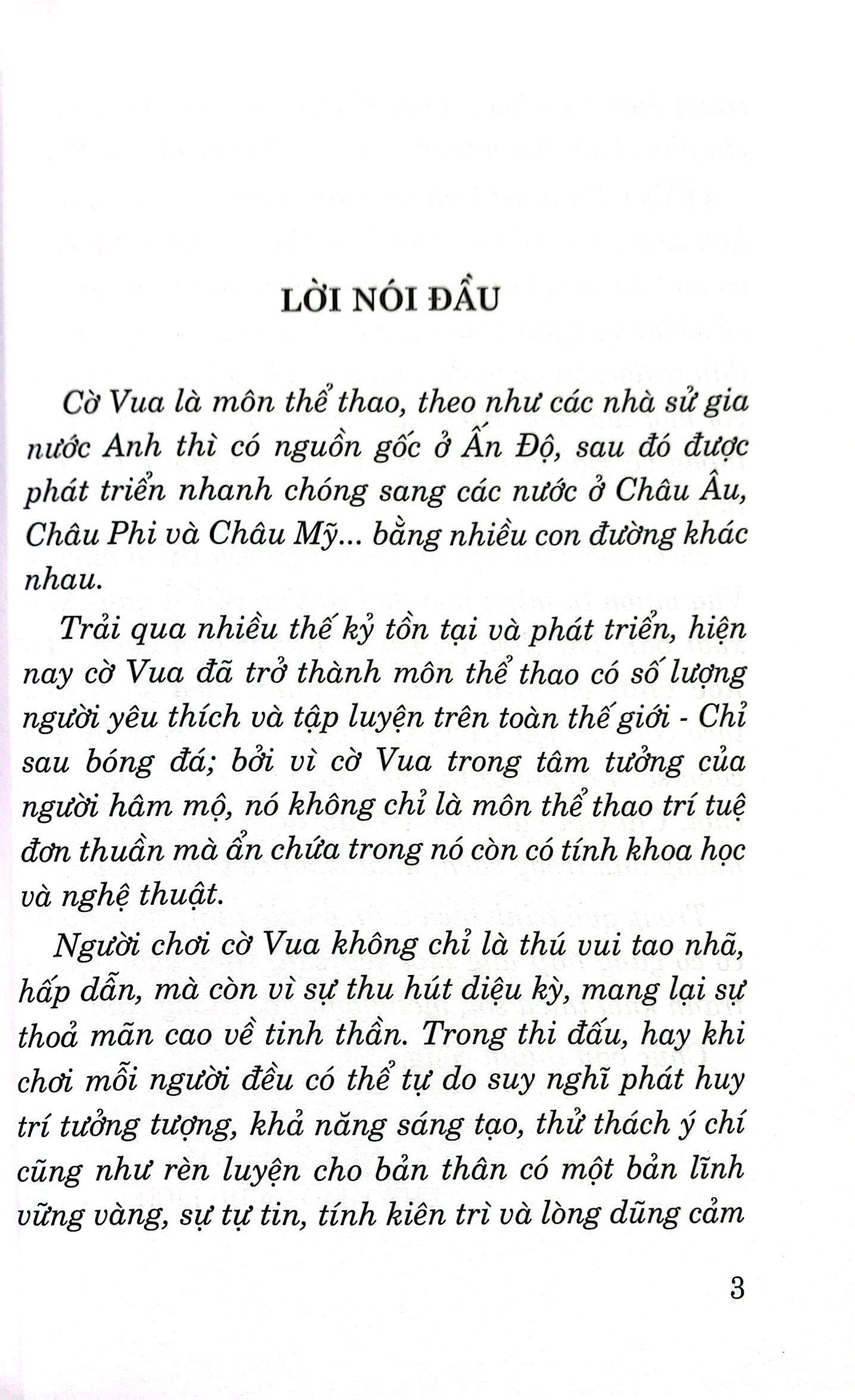 Sách - Tự Học Chơi Cờ Vua - Nước Đi Đầu Tiên Của Nhà Vô Địch