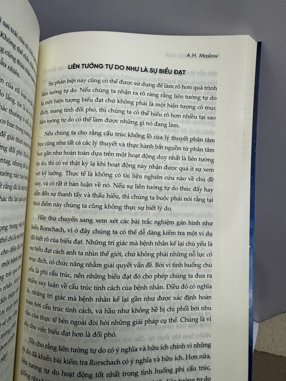 ĐỘNG LỰC VÀ NHÂN CÁCH - Abraham H. Maslow – Phan Phương Đạt &amp; Minh Ngọc dịch – Bách Việt – NXB Dân Trí