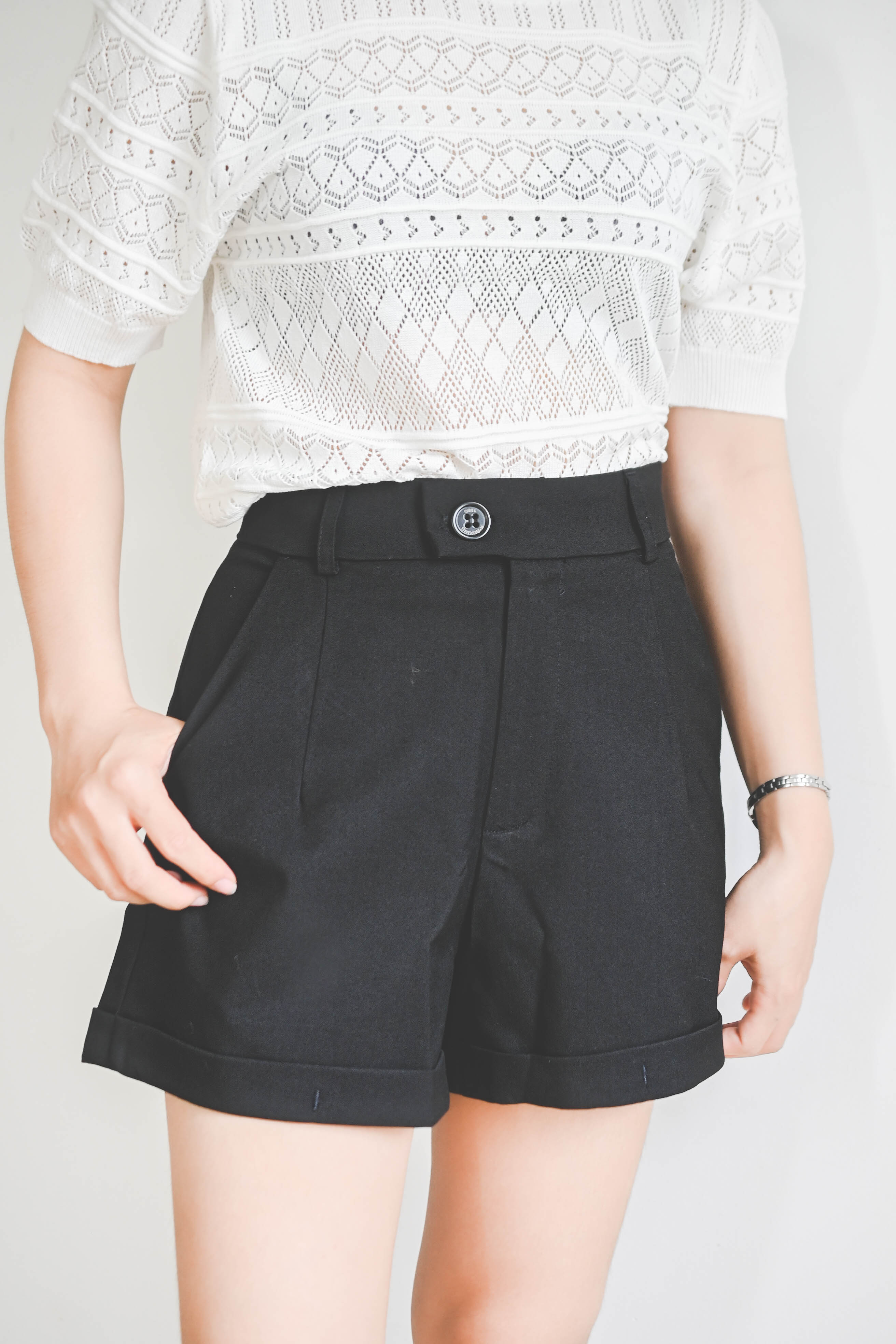Quần short vải nữ Jimmy - M