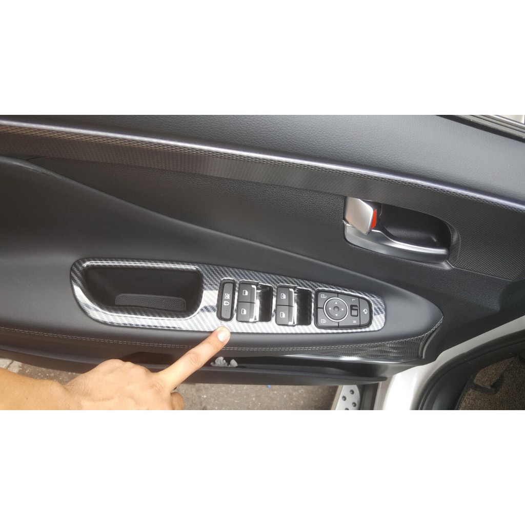 Ốp nội thất xe Hyundai Santafe 2019 - 2020 nhựa vân cacbon cao cấp
