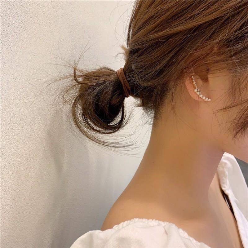 Bông tai viền tai