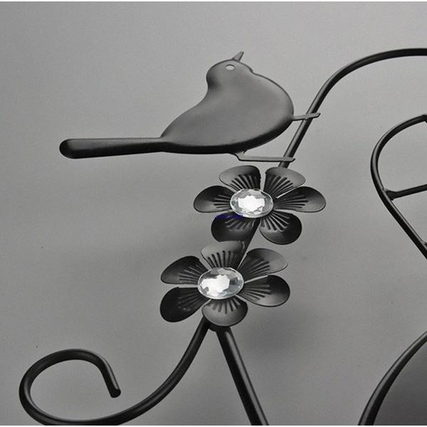 Đồng hồ treo tường gia đình chim én CM1302