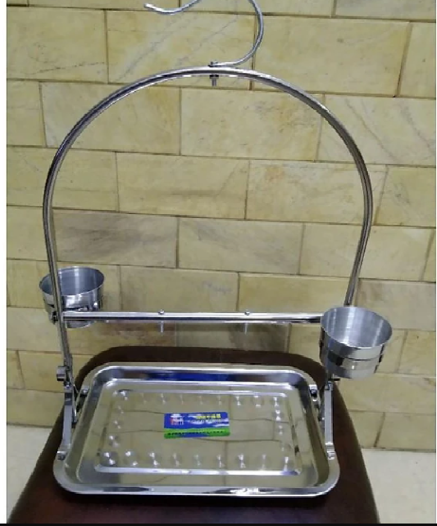 1 cầu đứng nhỏ dùng cho vẹt ngực hồng, cockateil,sun, greencheck, lovebird...(dài 30 rộng 22 cao 35) chưa bao gồm xích chân