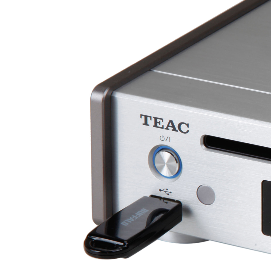 Đầu CD TEAC PD-301 - Bạc - Hàng Chính Hãng