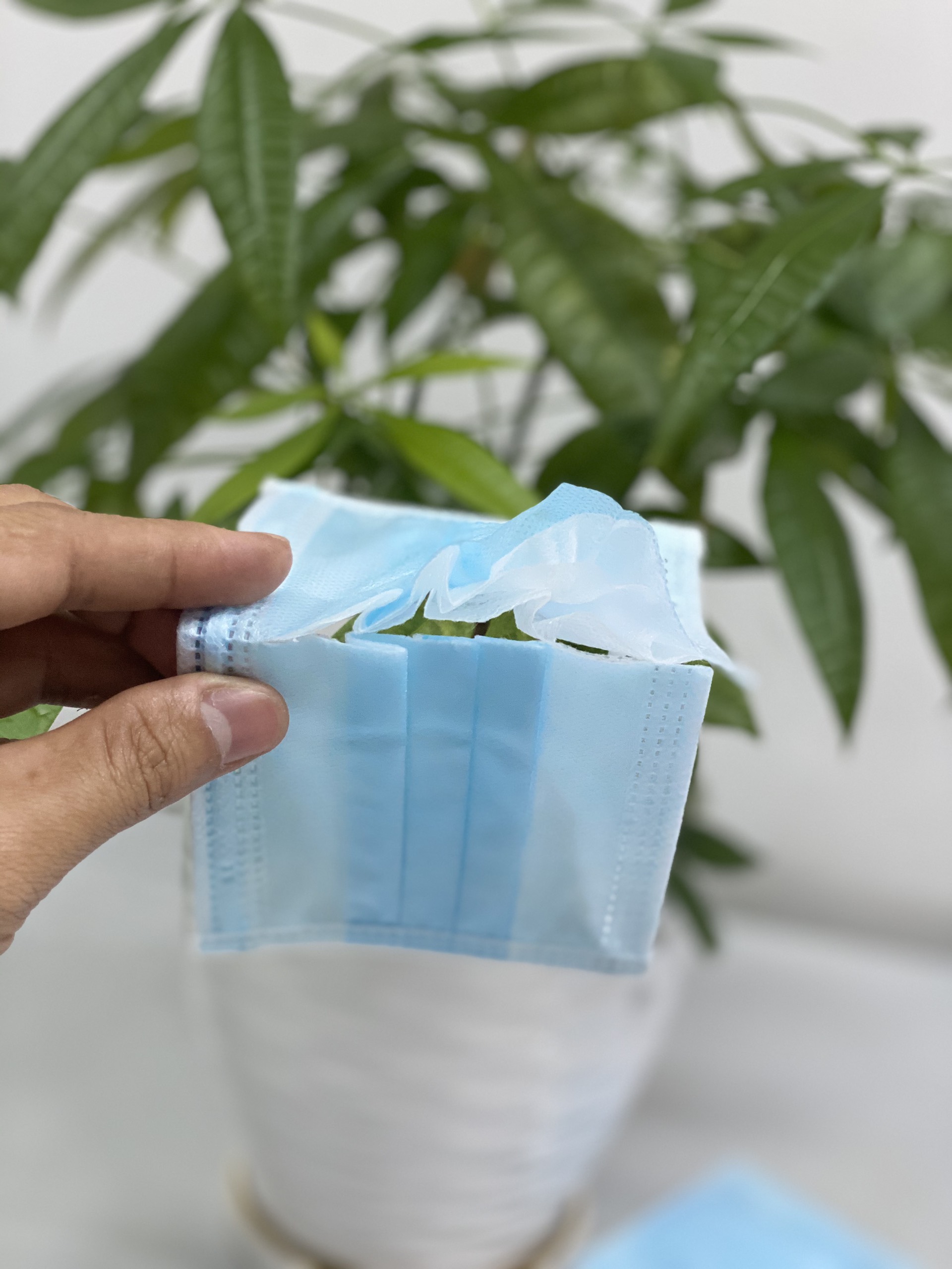 Khẩu Trang Y Tế 4 Lớp Thịnh Thiên