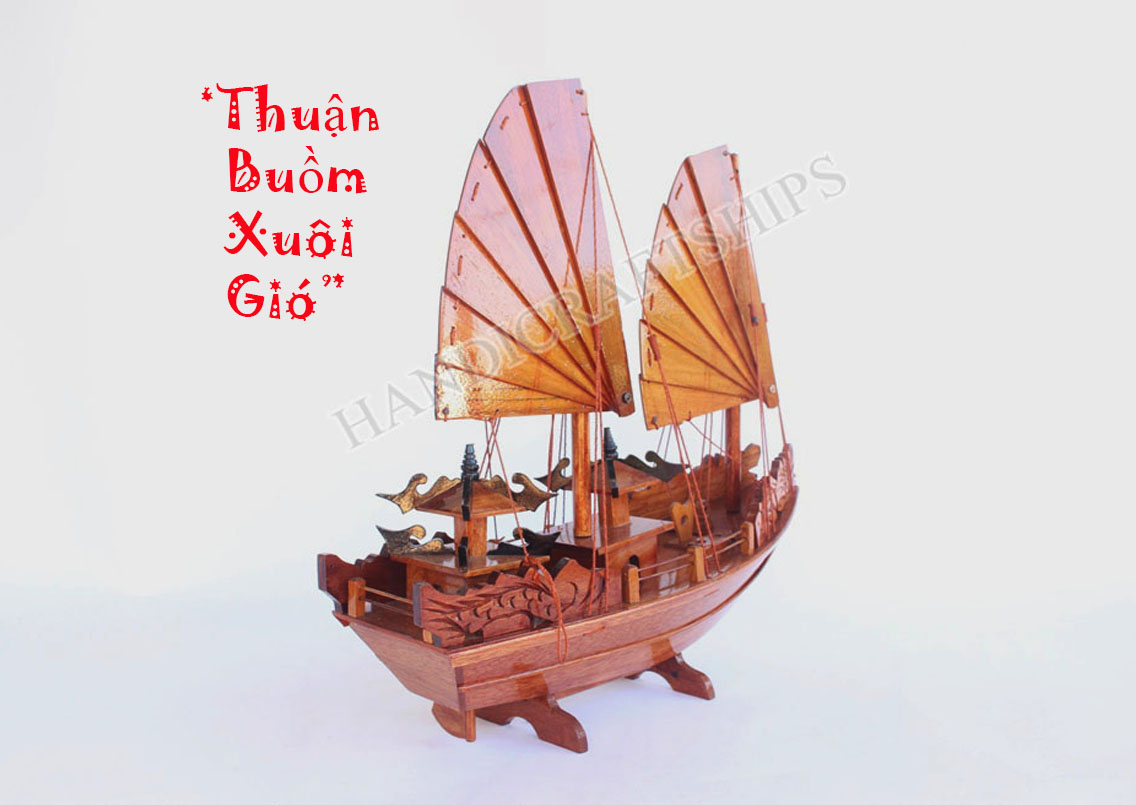 Mô hình thuyền gỗ Hạ Long gỗ hương (Thân: 40cm)