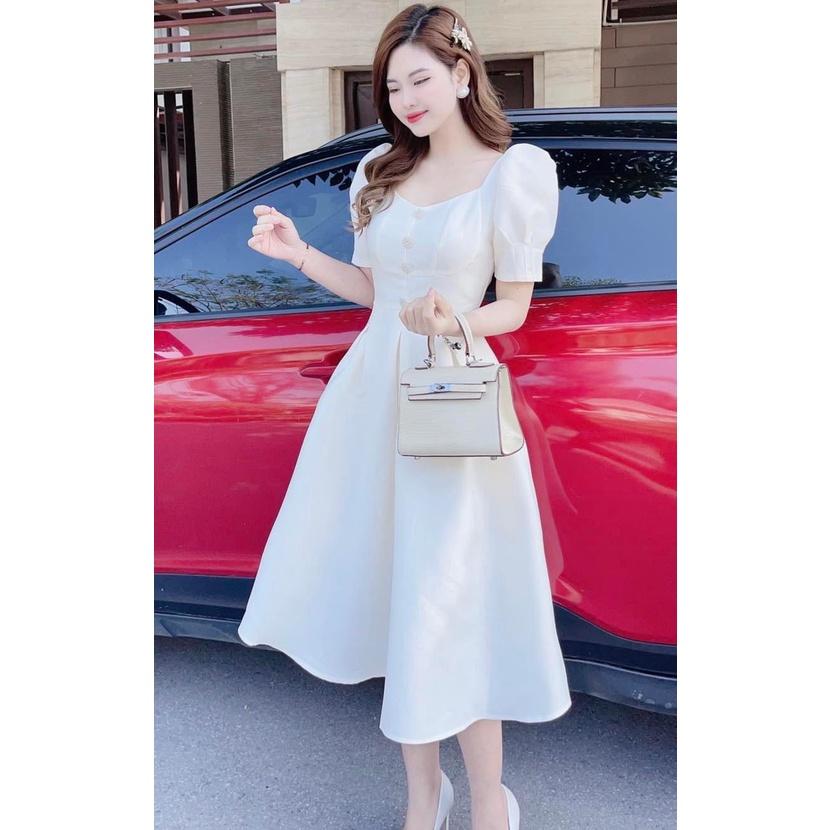 Đầm váy dự tiệc thời trang nữ sang chảnh với tone màu trắng phối đính nút xinh xắn dành cho các nàng đi dự tiệc