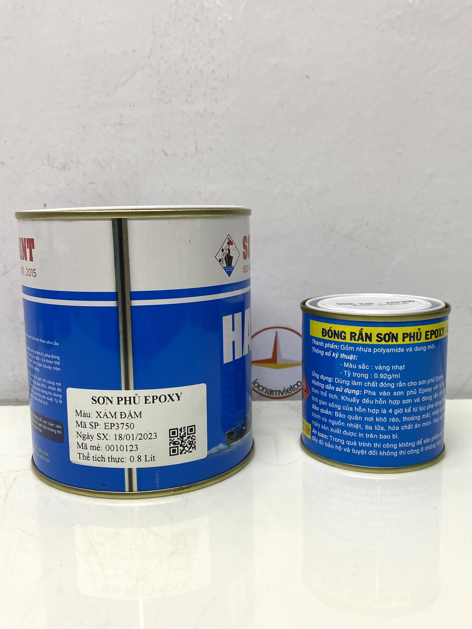 Sơn epoxy Hải Âu màu xám đậm EP750 1L/Bộ