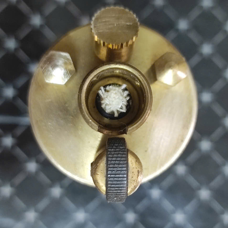 Vỏ Hột Quẹt Bật Lửa Xăng Đá TC17 Thủ Công Làm Bằng Đồng Nguyên Chất Trong Suốt Thiết Kế Tinh Tế, Sang Trọng