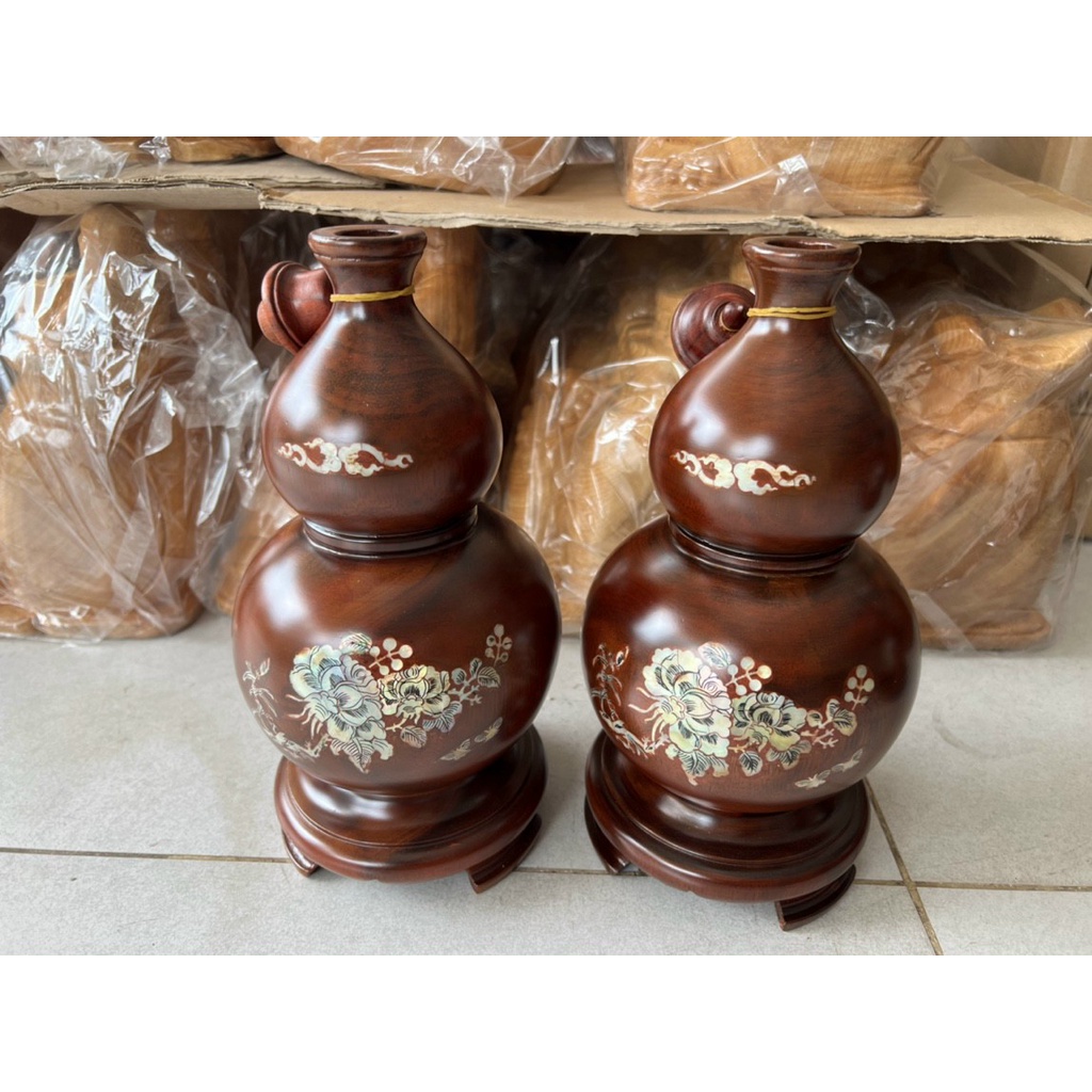 Cặp Lục bình hồ lô gỗ lim nguyên khối cẩn hoa cao 40cm