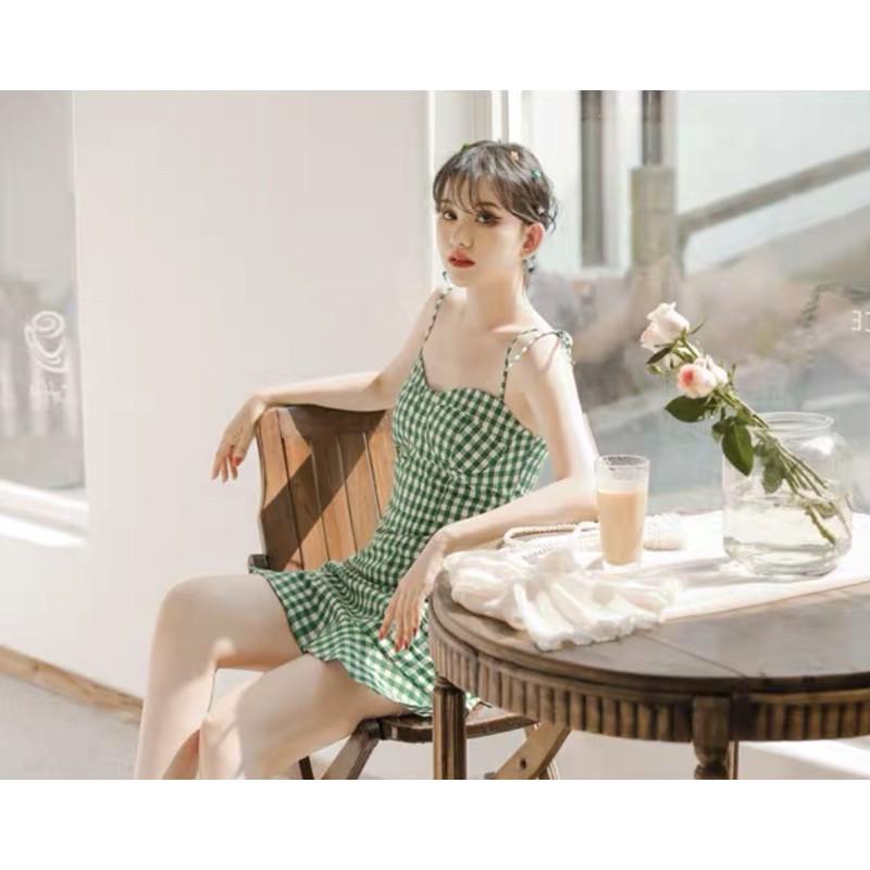 Đầm caro xanh 2d