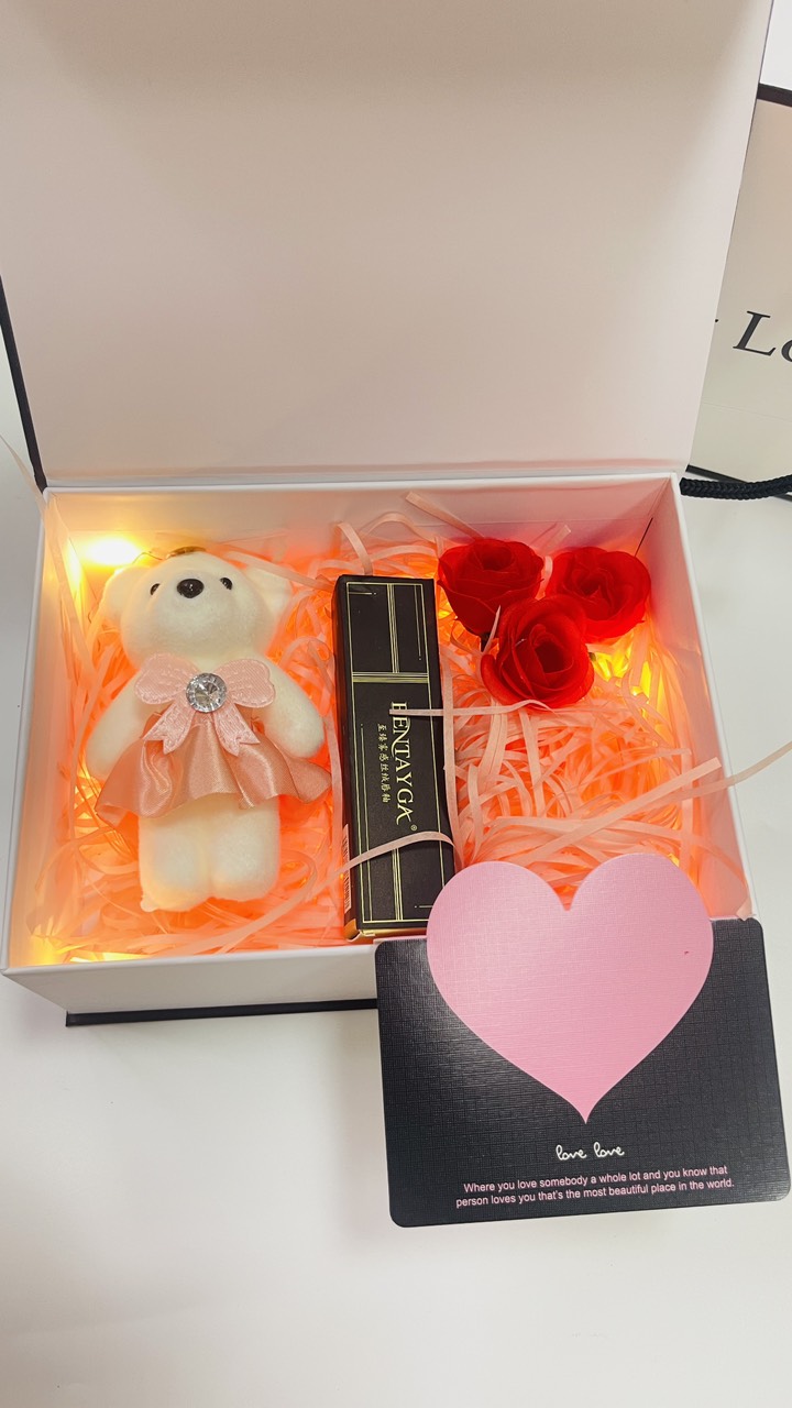 Combo hộp quà tặng người yêu, tặng bạn thân, valentine, quà tặng bạn gái lãng mạn kèm son và phụ kiện