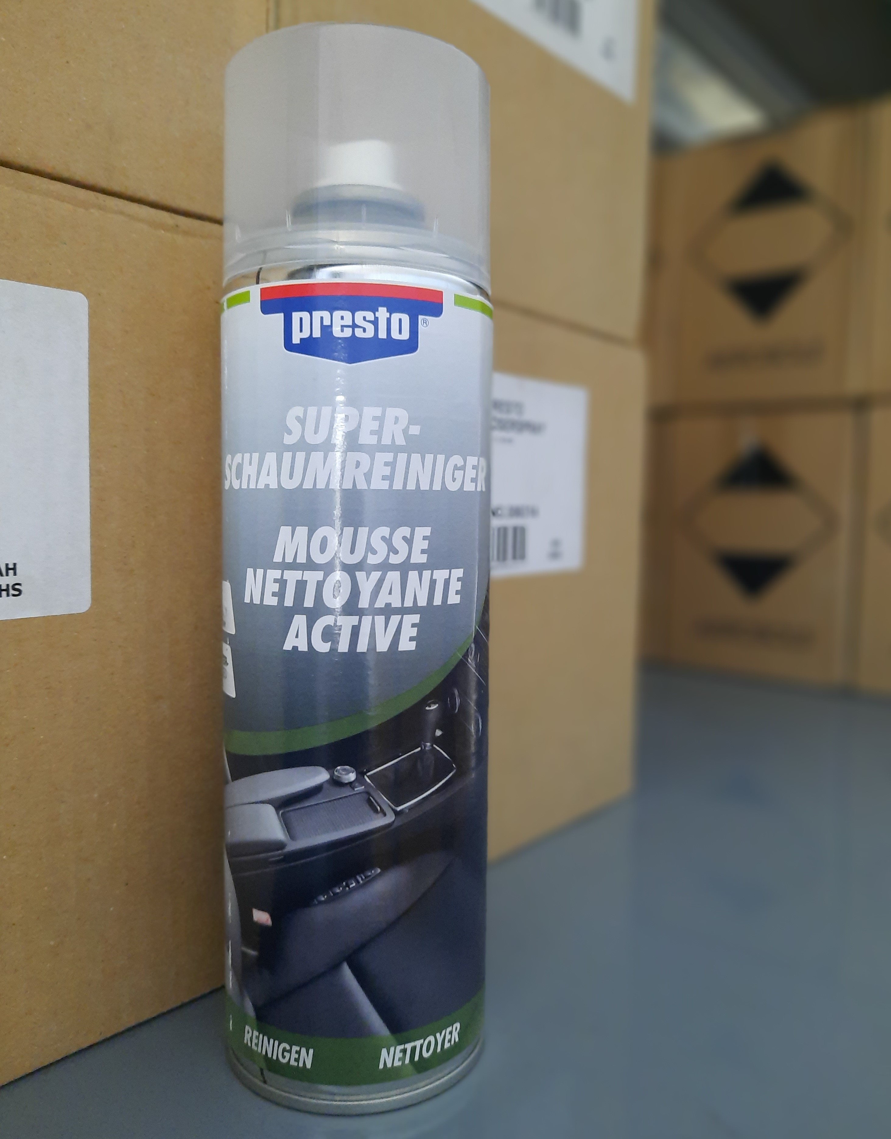 Vệ sinh nội thất SuperFoam Presto 500ml