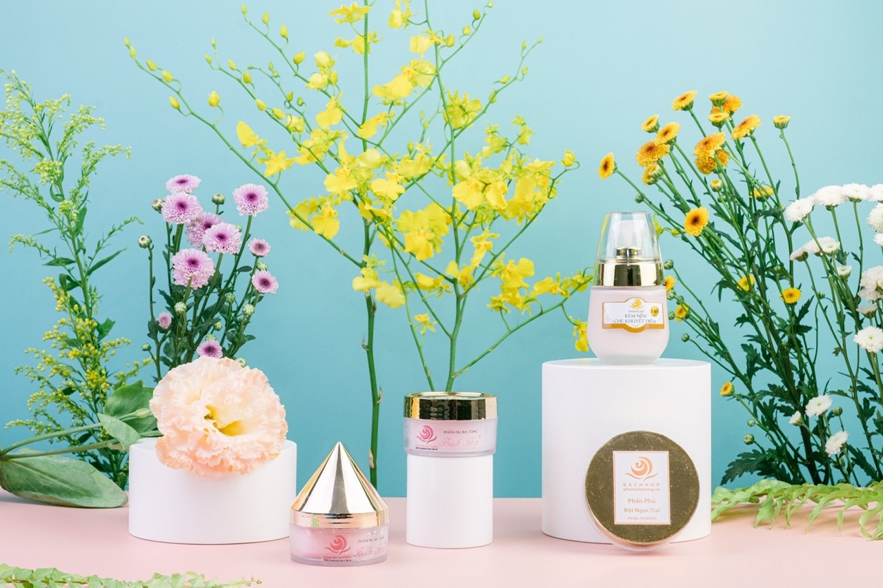 Kem Nền Đa Năng Che Khuyết Điểm 3 in 1 50ML