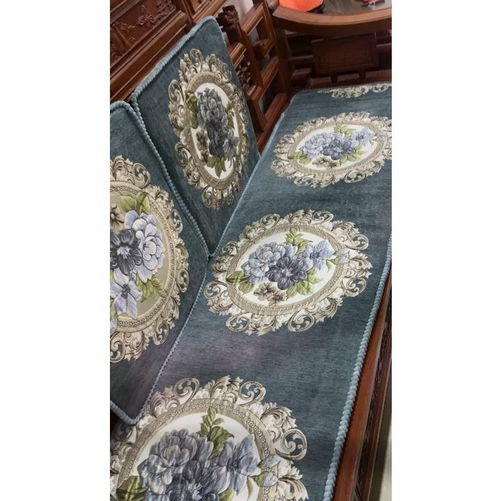 Thảm trải ghế tây âu, Thảm trải trên ghế gỗ êm ái sang trọng giá rẻ