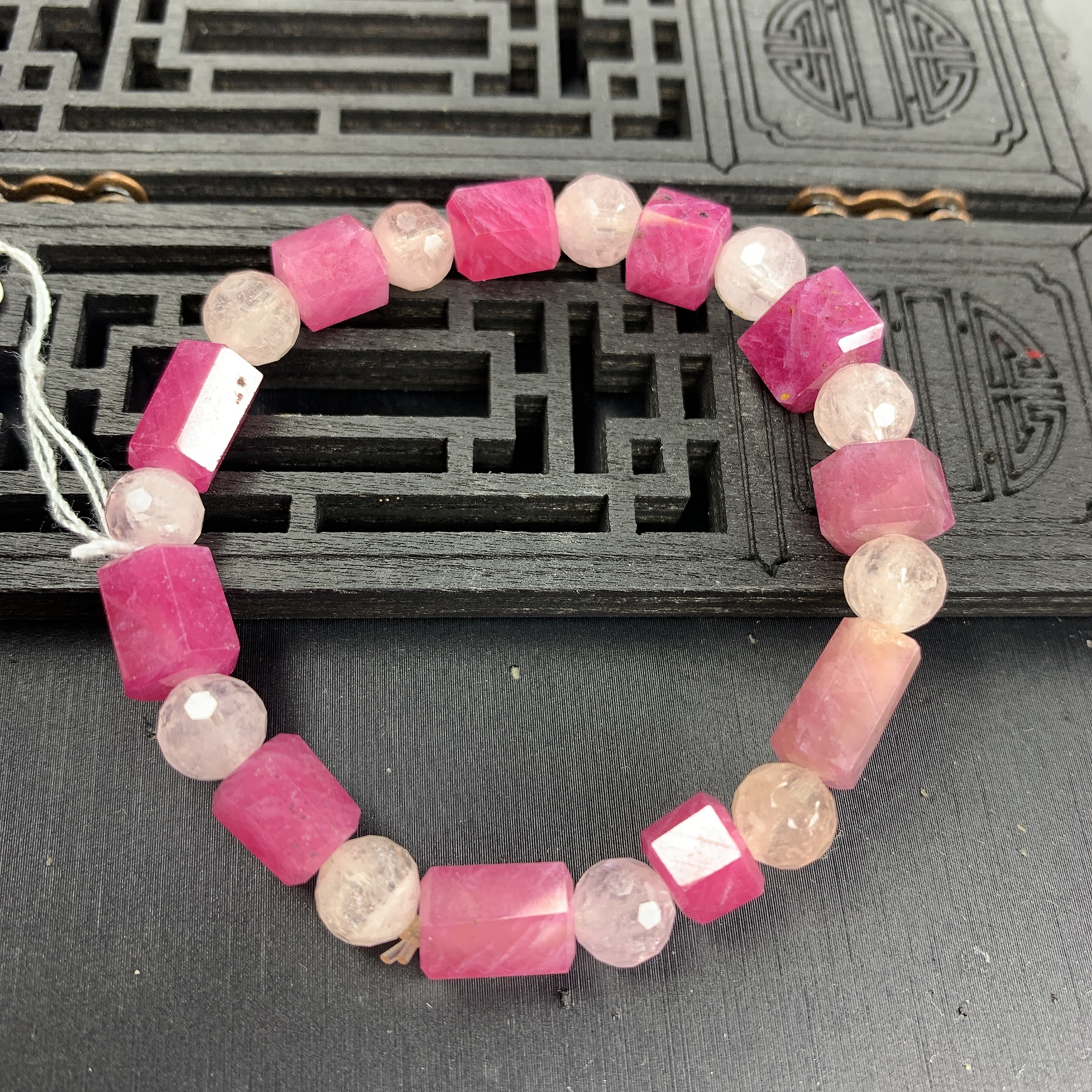 Chuỗi đá phong thủy Ruby , vòng tay ruby kết hợp Beryl hồng 2