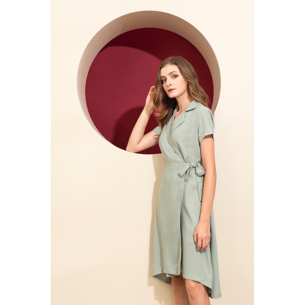 Đầm MNG cổ vest