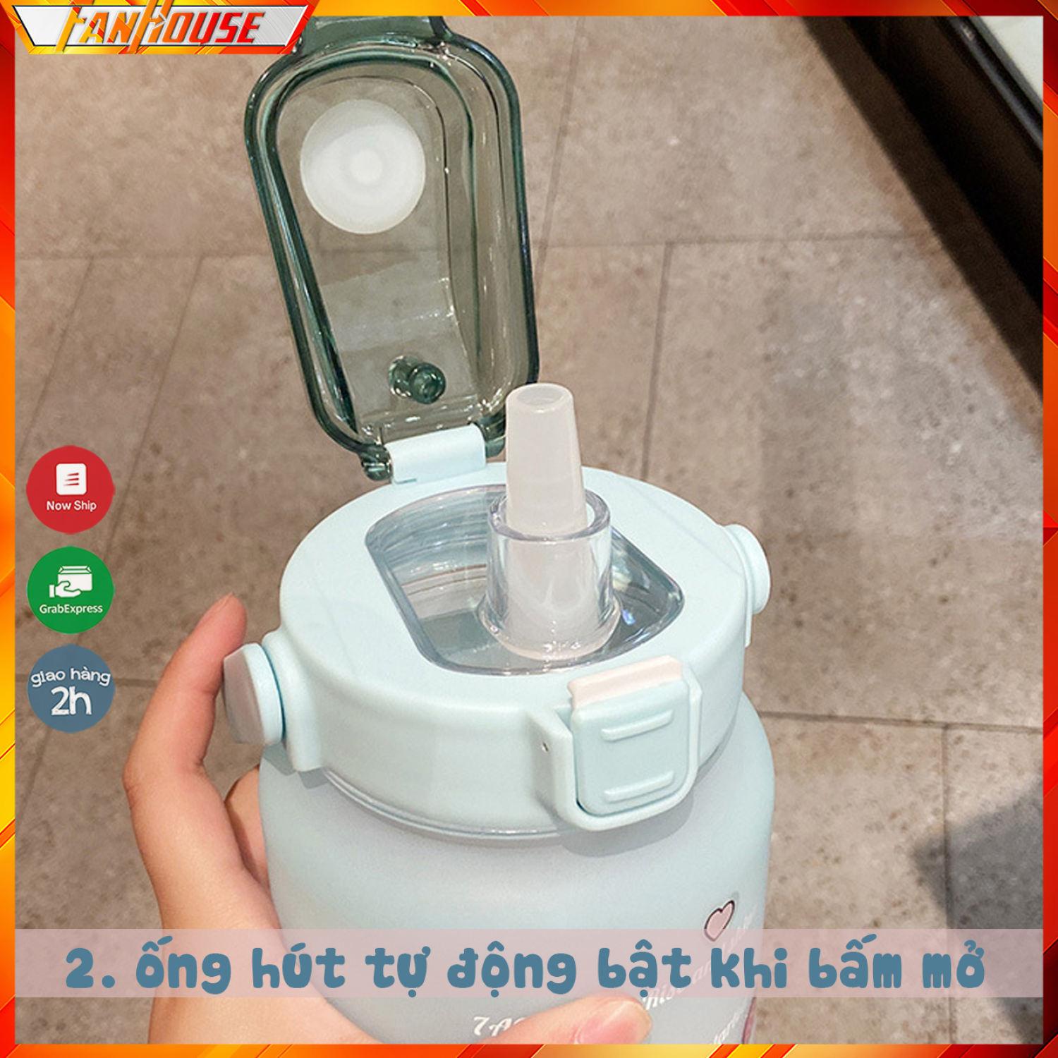 Bình đựng nước 2L dễ thương chia vạch báo giờ nhắc uống nước Fan House tặng Sticker bình nước 2lit có ống hút tiện lợi