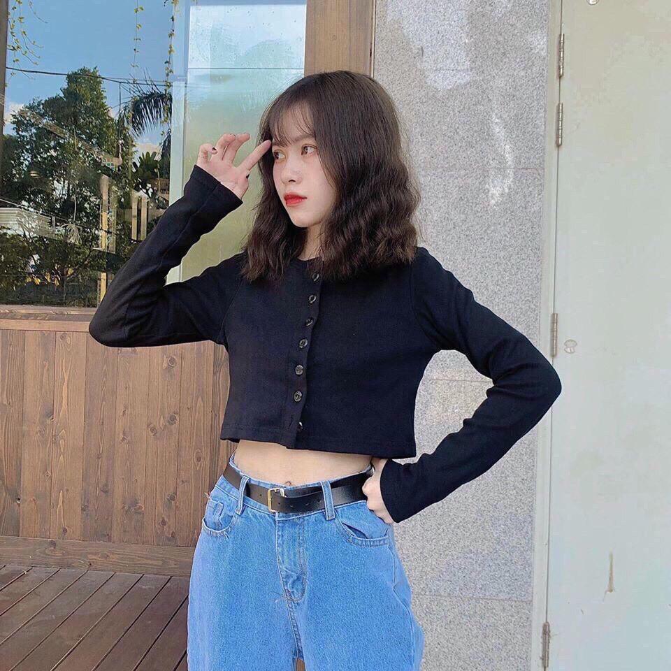 Áo Croptop Tay Dài Xinh Xắn