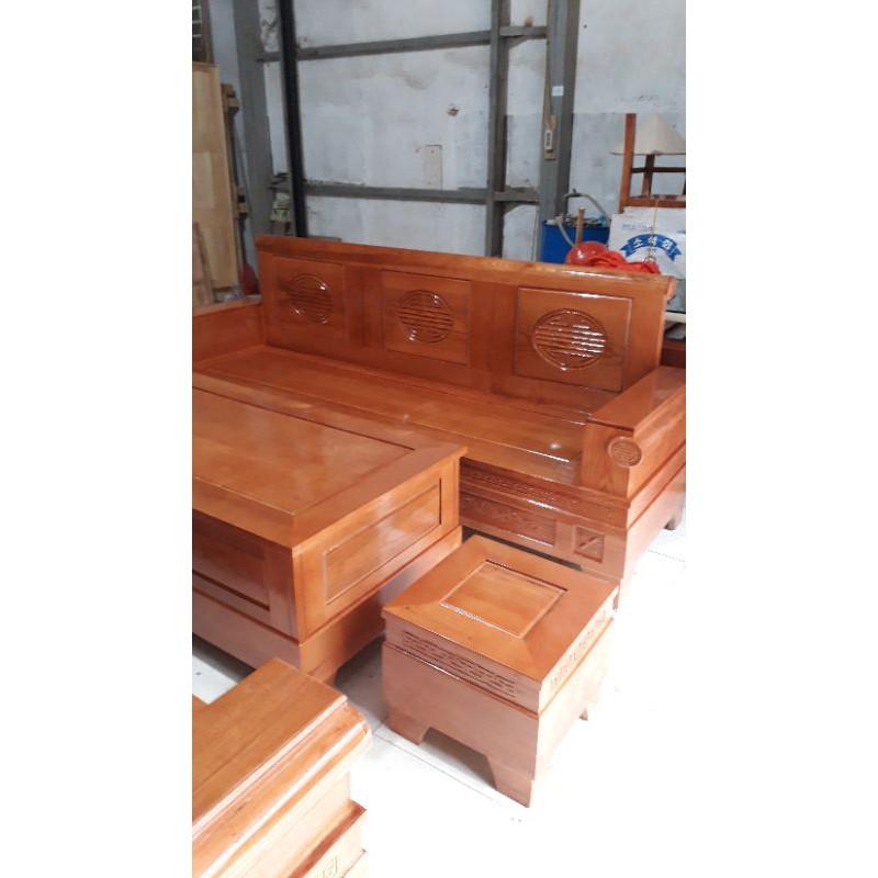 Bàn ghế phòng khách bằng gỗ sồi