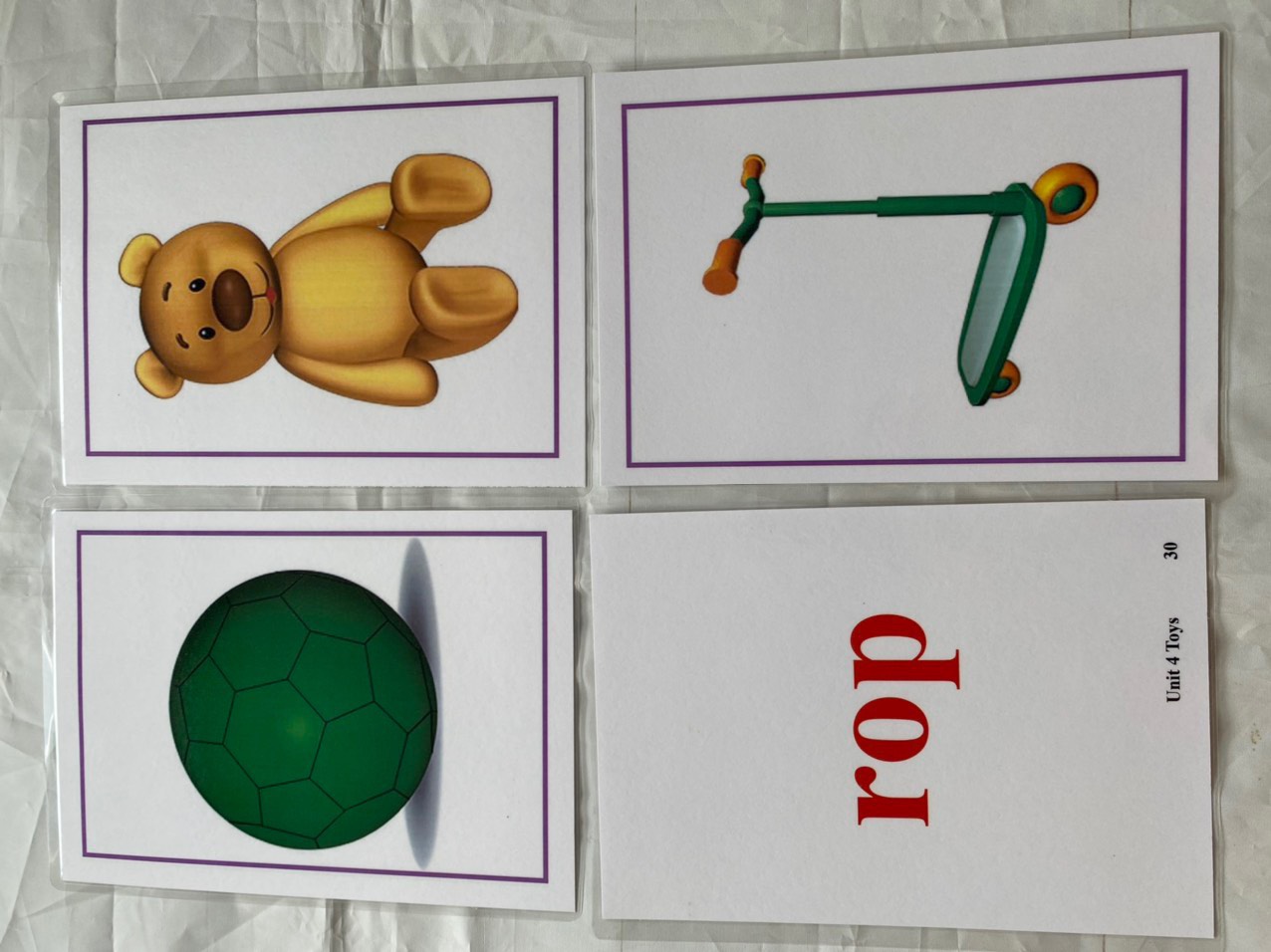 Flashcards dành cho giáo trình Superminds Stater -ép plastics bền đẹp( Thiết kế 2 mặt kèm phiên âm )