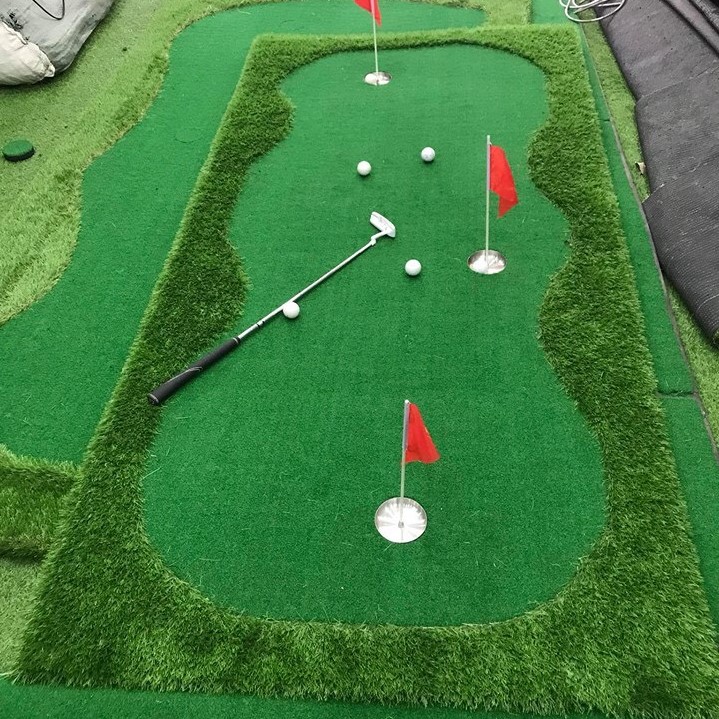 Bộ Thảm tập Putting Golf , Dày 3cm: Kèm 3 lỗ cờ inox, Cao cấp, Bền bỉ, Đàn hồi tốt.