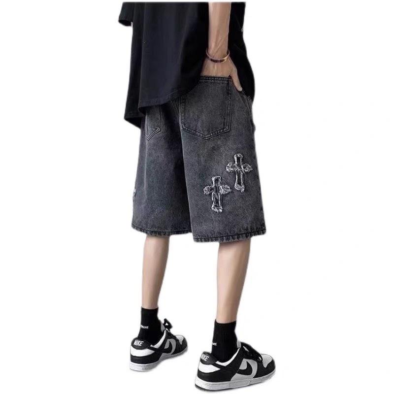 Short jeans nam jeans thêu thánh giá trắng