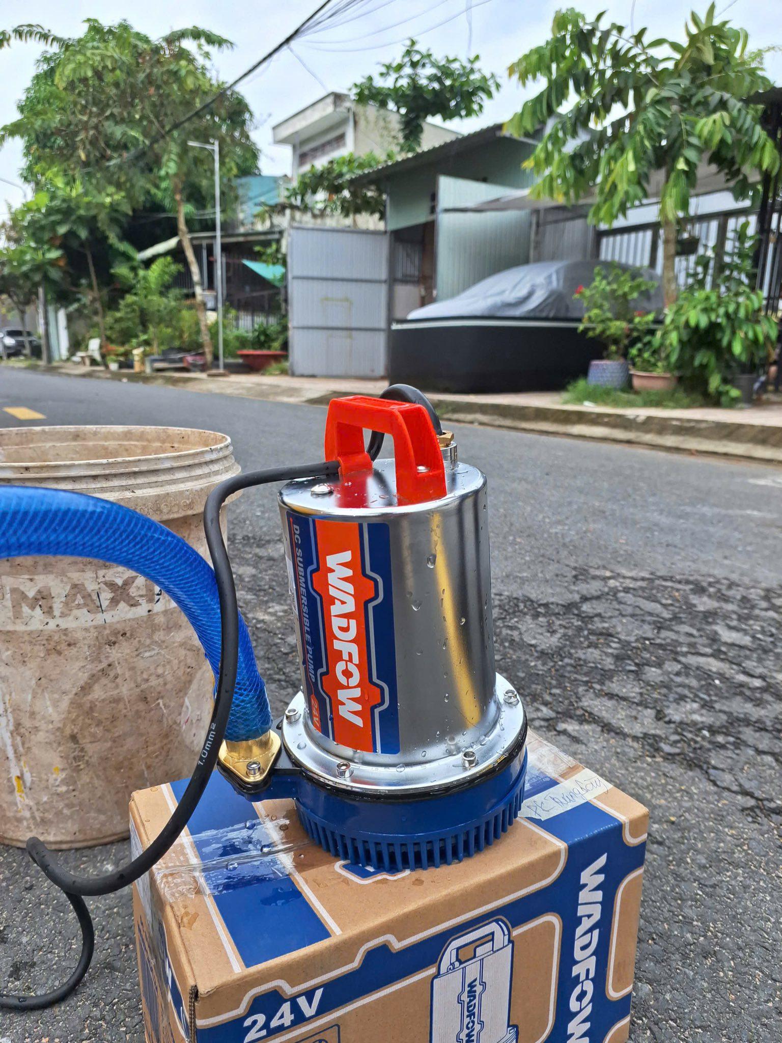 MÁY BƠM CHÌM NƯỚC SẠCH 240W 24V(0.3HP) WADFOW WWPQDC24 - HÀNG CHÍNH HÃNG