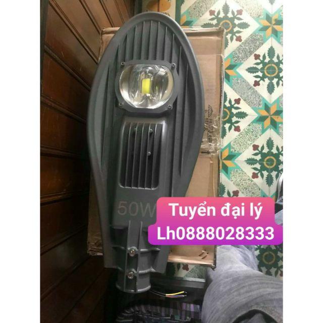 Đèn đường lá 50w đủ công suất