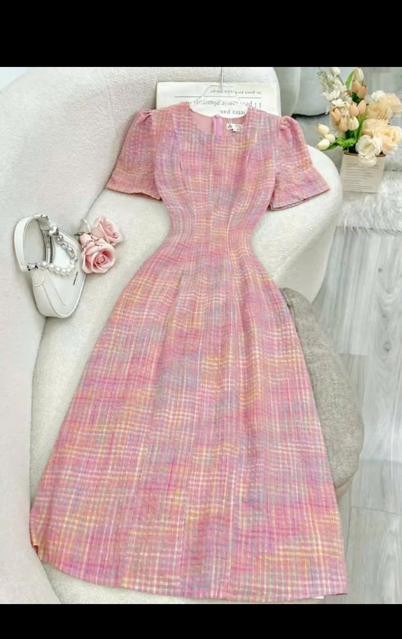 Đầm vải xô tay ngắn dưới 55kg