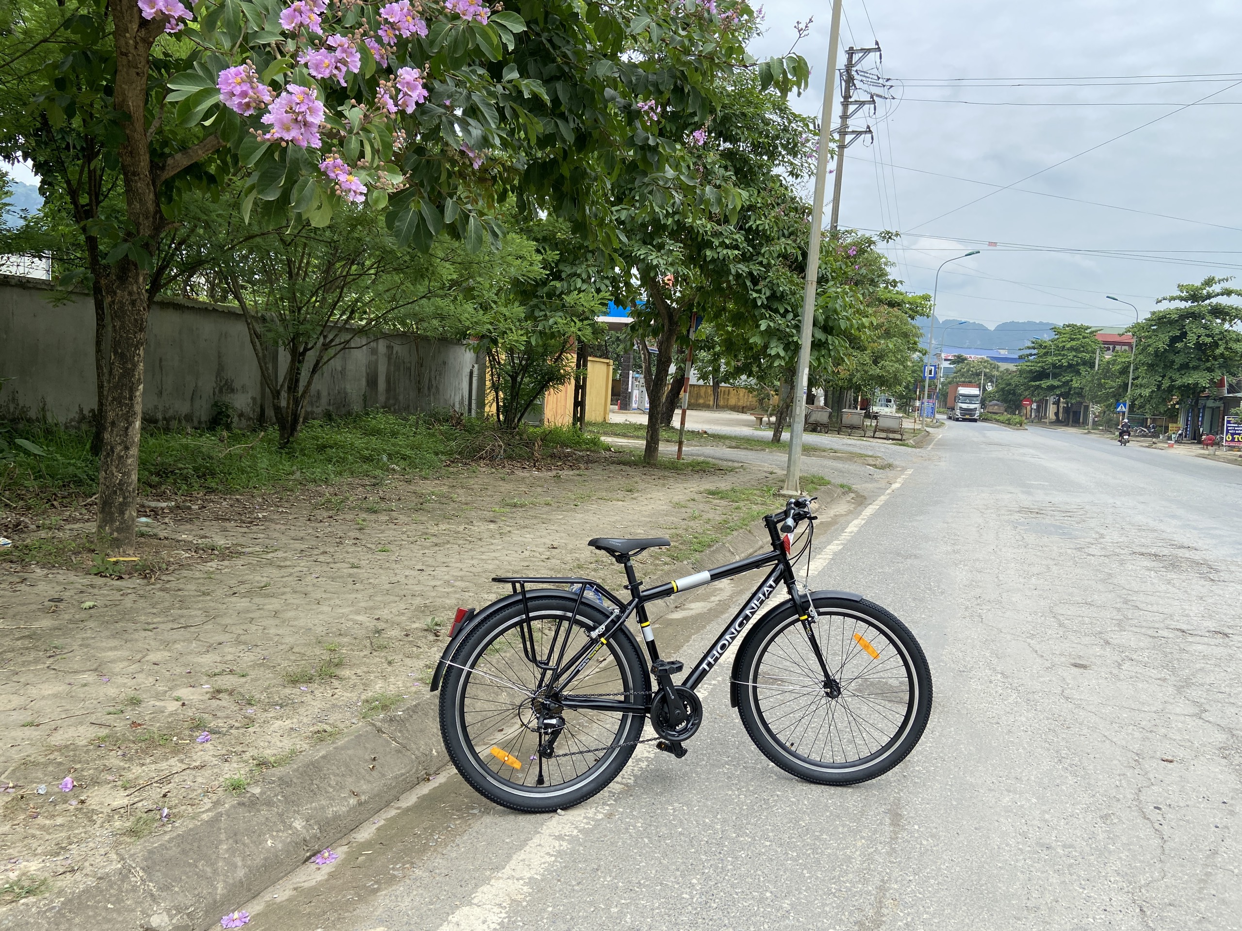 Xe đạp địa hình Thống Nhất MTB26-05 đen mờ - Hàng chính hãng