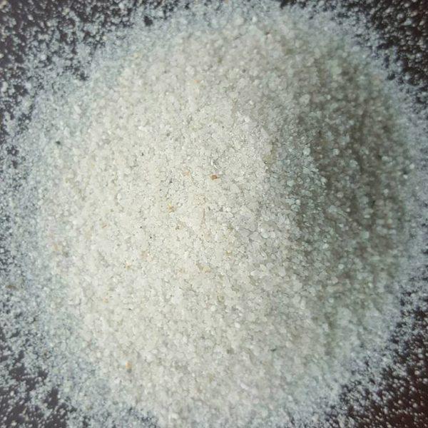 Cát thạch anh lọc nước lọc hồ cá kích thước hạt 0.6-1.2mm.