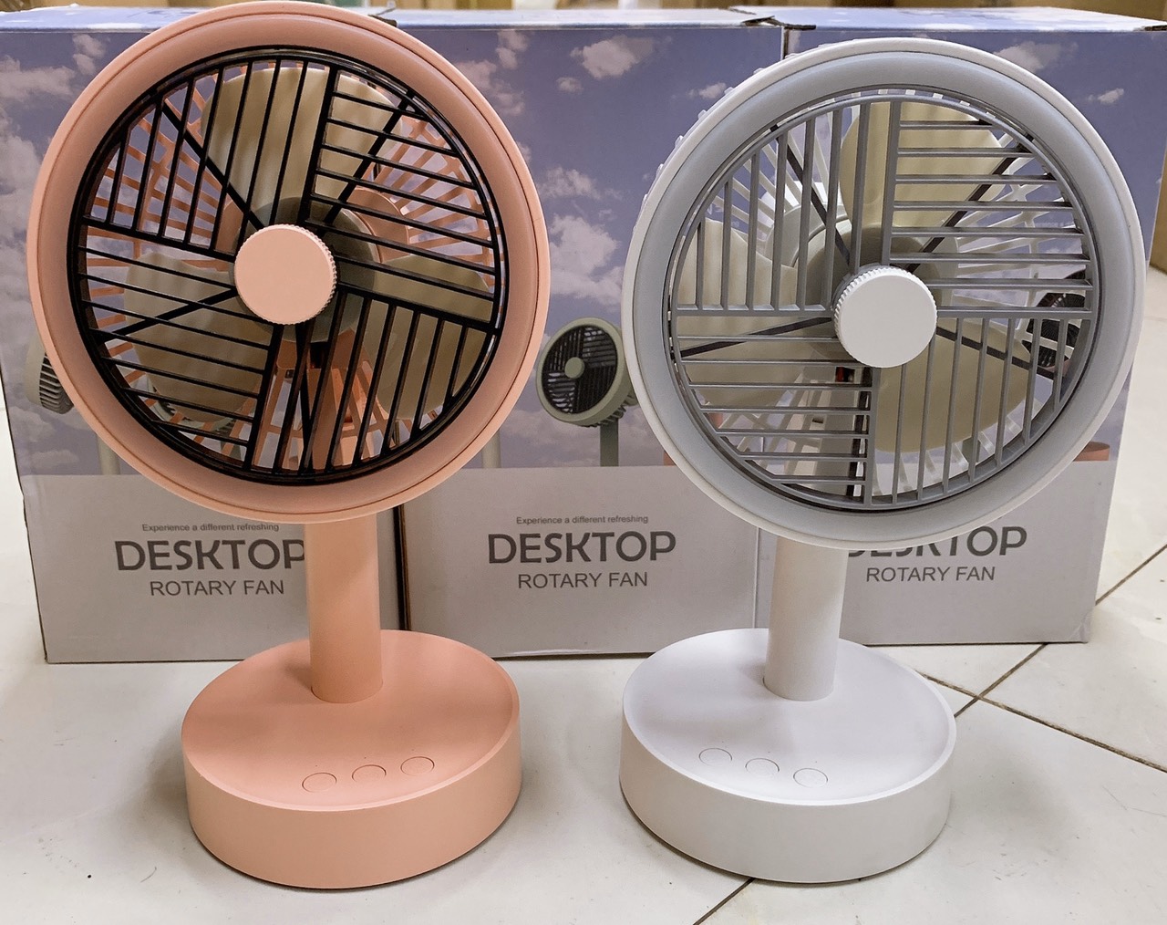 Quạt Mini tích điện có đèn Led để bàn siêu sịn