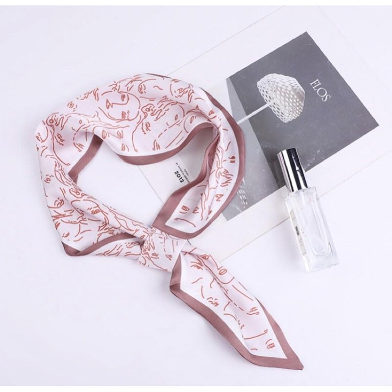 Khăn lụa mask vạt chéo phong cách