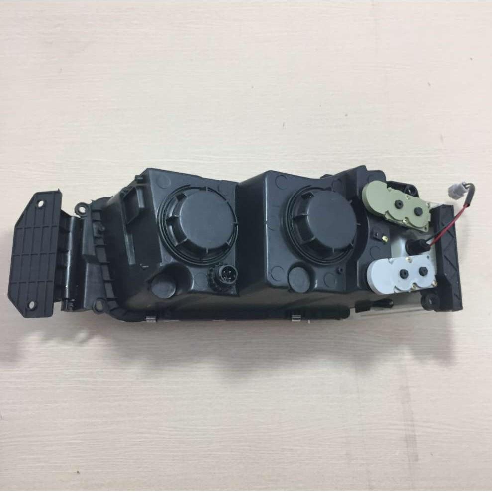 Đèn pha xe tải Cửu long 9 tấn, ben TMT 7 tấn, Dongfeng Việt Trung 5 tấn. Mã sản phẩm DC - 22 - 01