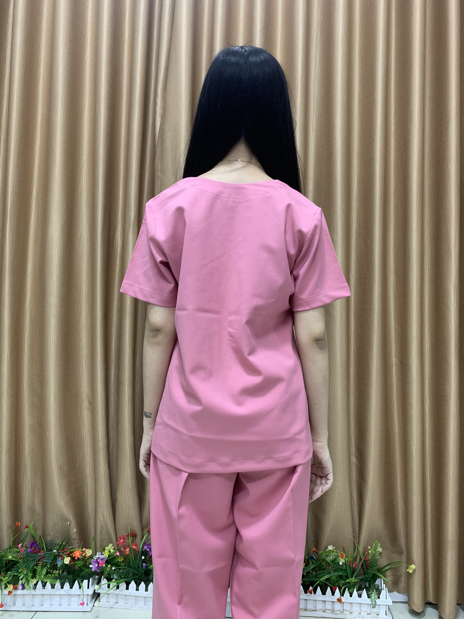 Bộ Scrubs cổ V