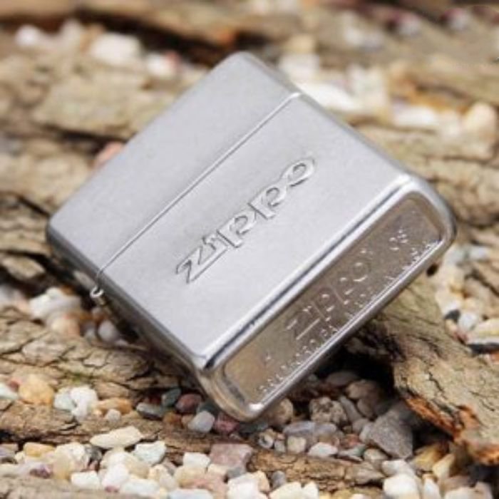 Bật Lửa Zippo Stamped Street Chrome Chính Hãng Usa