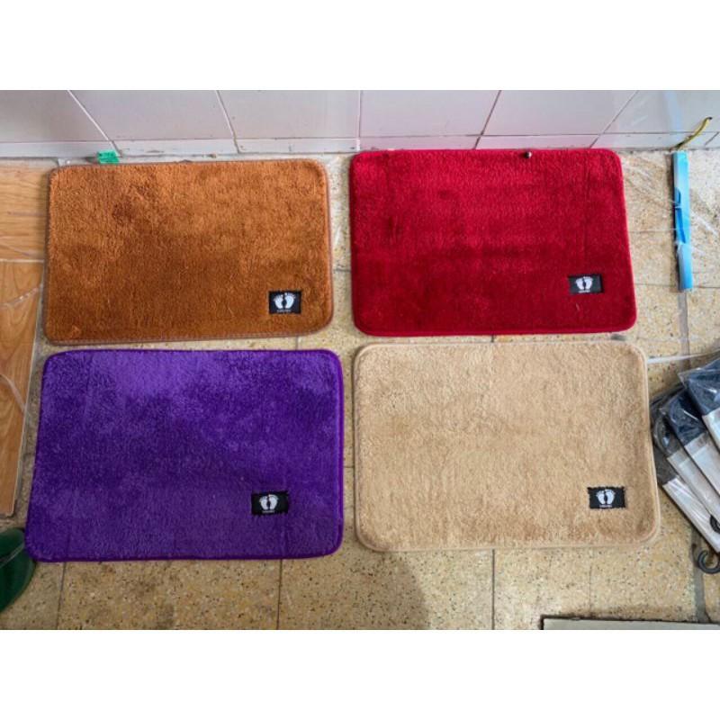 Thảm chùi chân hình bàn chân ngộ nghĩnh