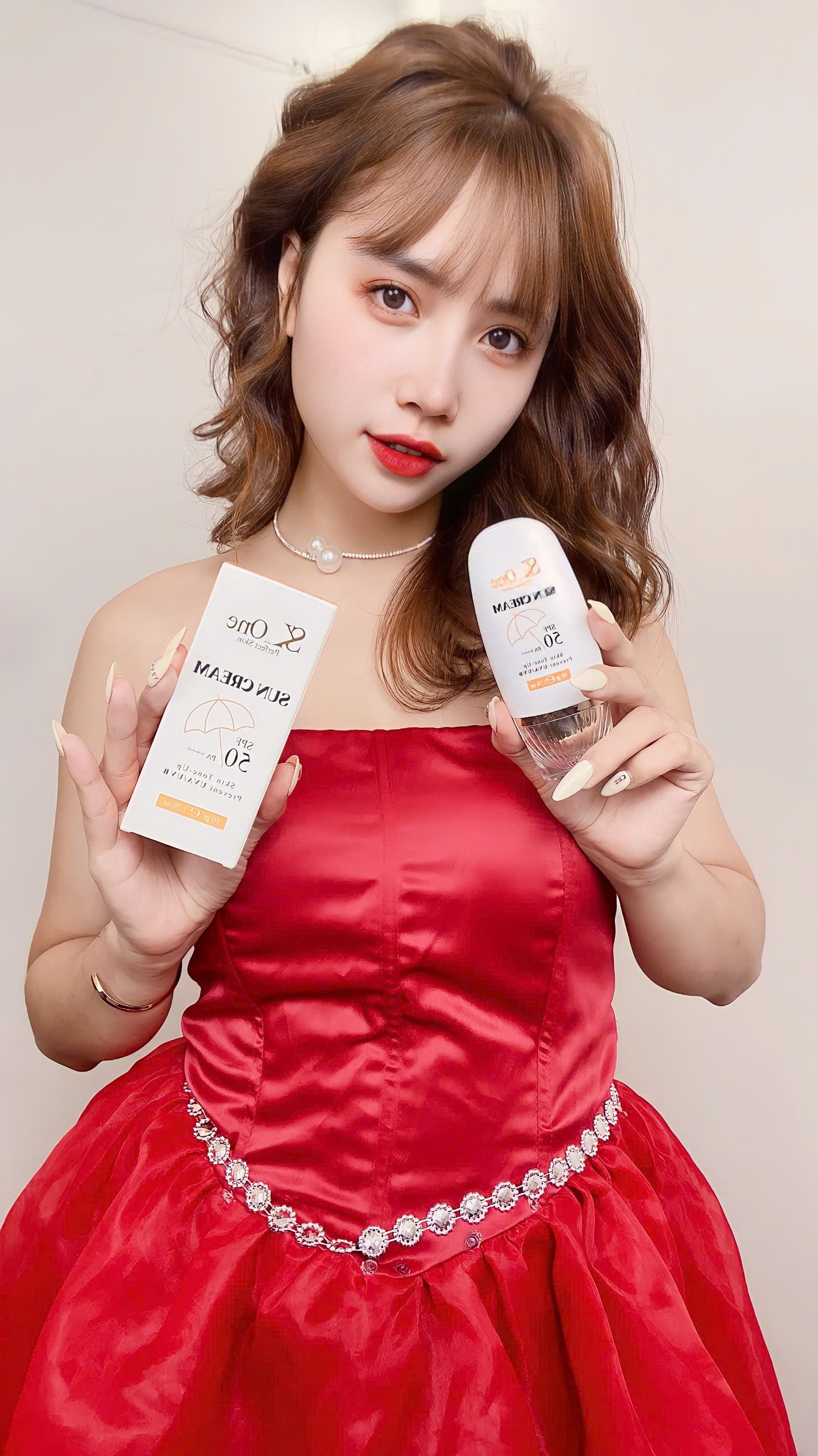 Kem chống nắng Makeup SK-ONE + tặng Toner - 50g SPF 50 Dưỡng Ẩm Da